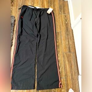 NWT Under Armour Women’s Loose All Seasin pants XL